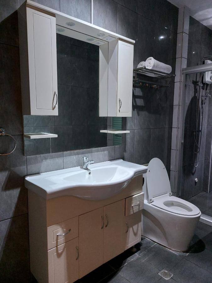 Bonsai Jacuzzi Suites Panglao Exteriér fotografie