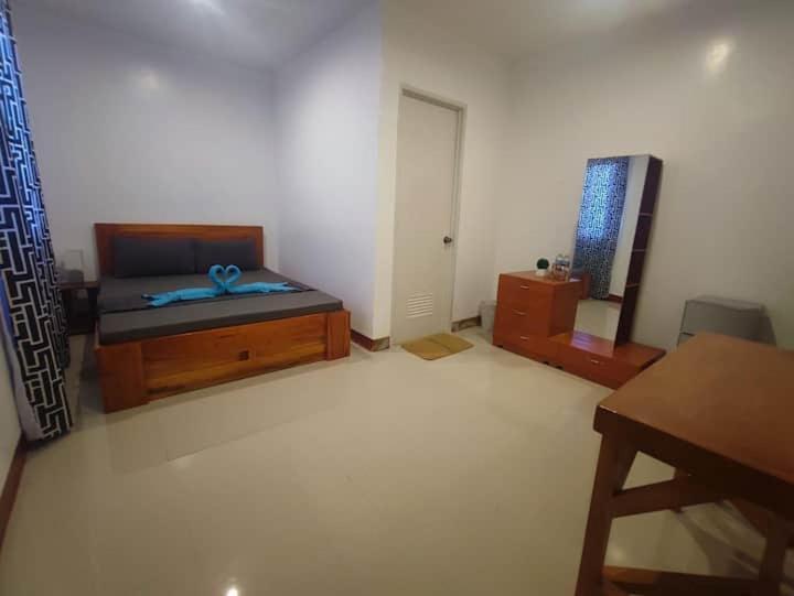 Bonsai Jacuzzi Suites Panglao Exteriér fotografie